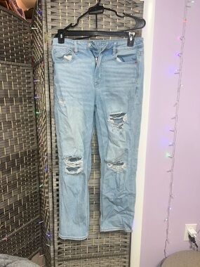 American Eagle Outfitters Light Blue Distressed Jeans